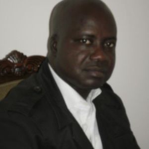 Meet your Posher, Olusina